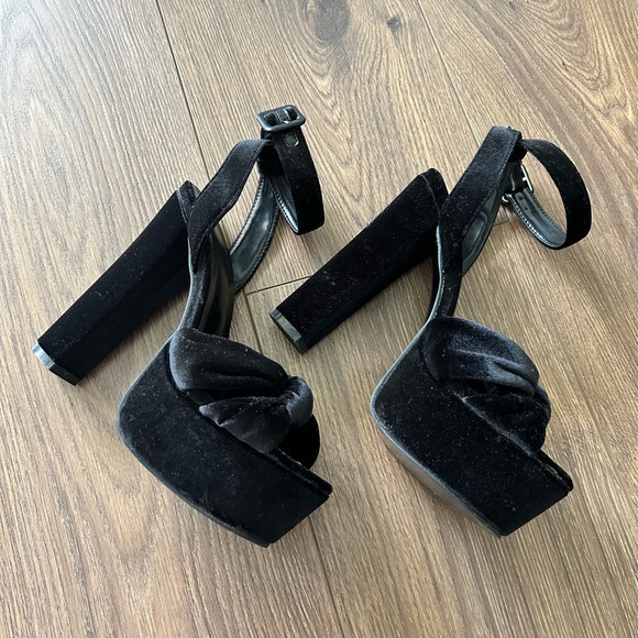 Knotted high block heel platform sandals - Picture 3 of 3